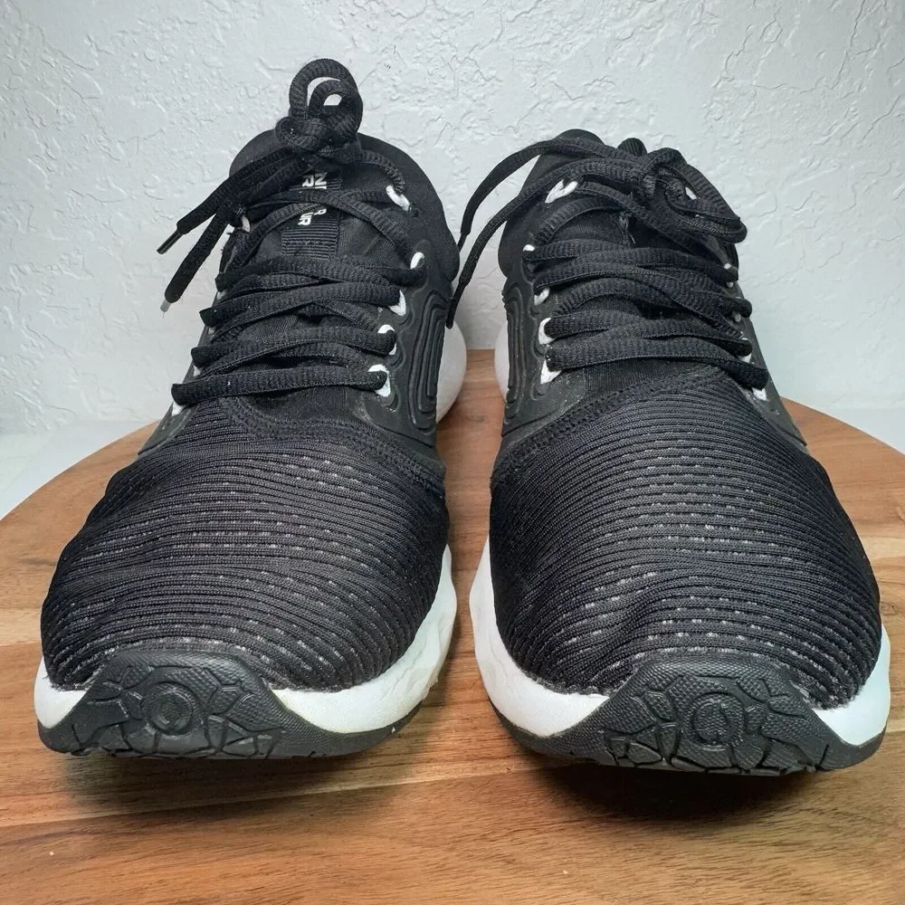 Under Armour Charged Vantage Mens 11 Black and White Running Mesh Sneakers‎